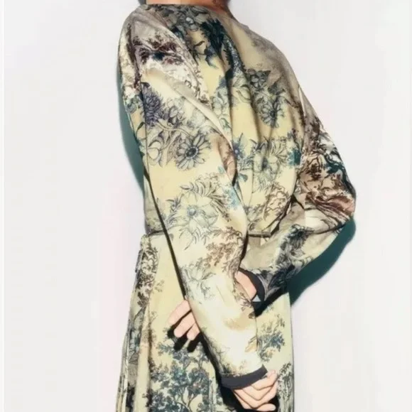 ZARA PRINTED WRAP ROBE - Picture 3 of 8